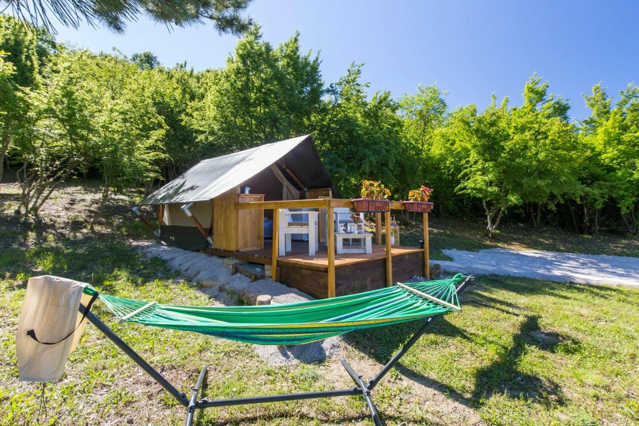 Kamp Romantik - Glamping 라빈 외부 사진