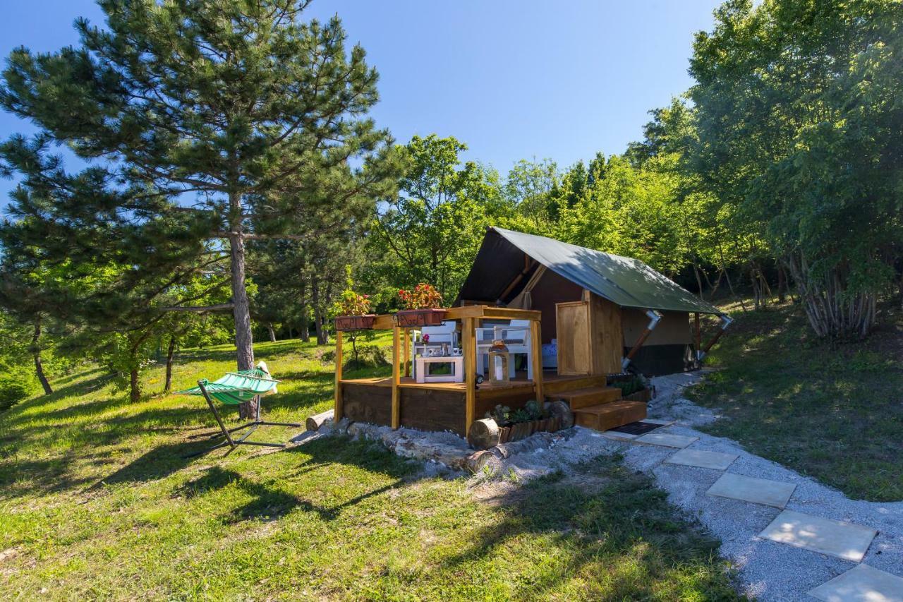 Kamp Romantik - Glamping 라빈 외부 사진